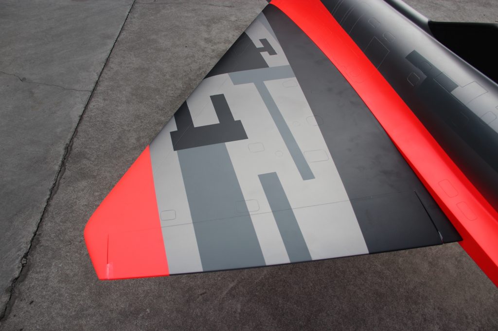 Pilot rc J10-B 2.84m Jet 06 retracts,air trap,tail pipe.