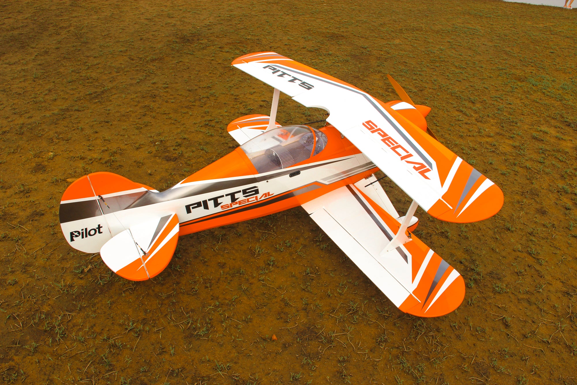 Pilot rc Pitts S2B 87" 01 orange/white