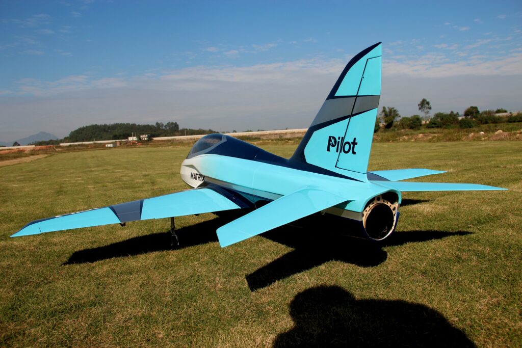 Pilot rc 2.2m Matrix incl retracts 01 white/blue