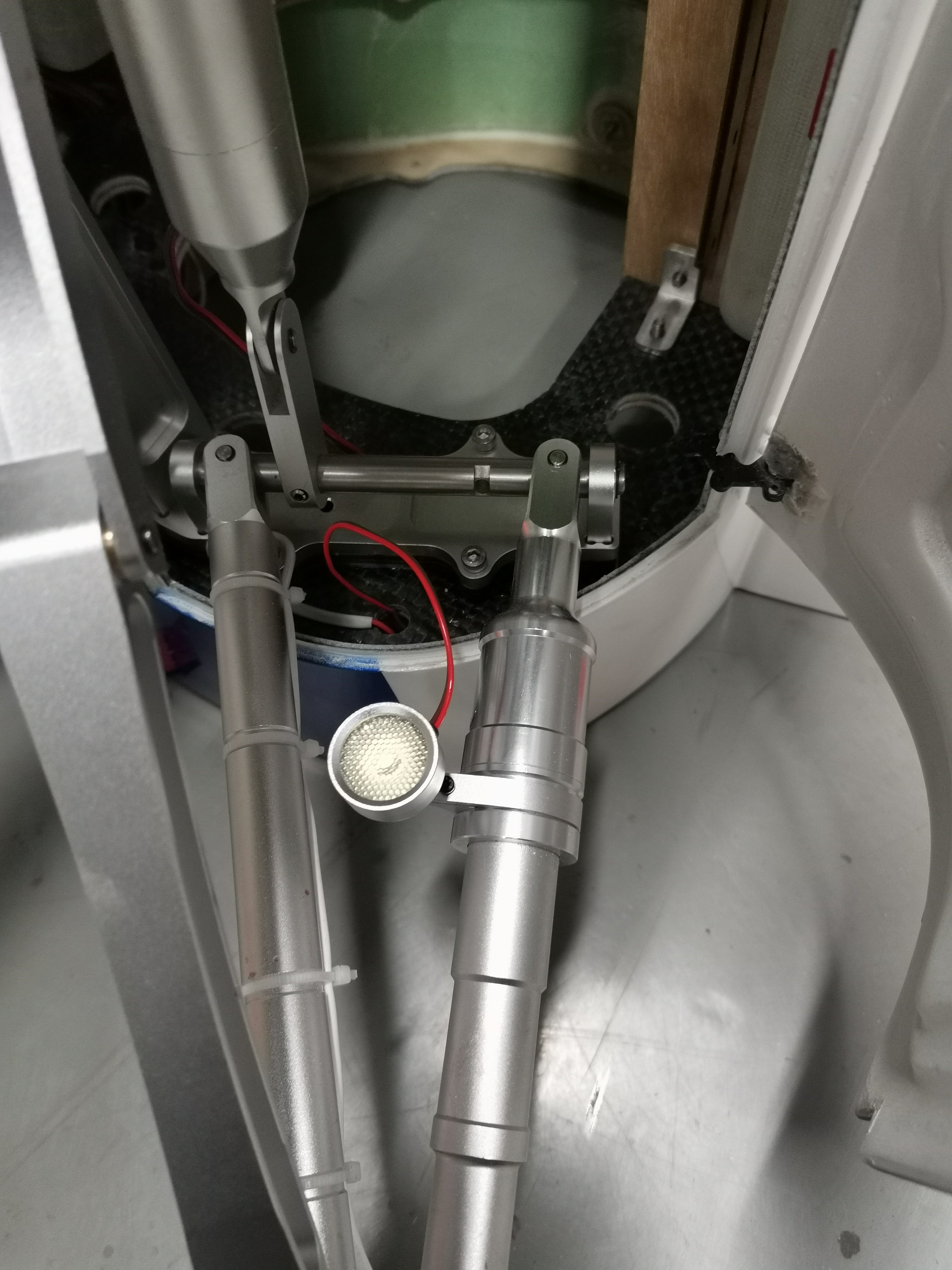 Système d'éclairage à l'échelle pour pilote RC — pour un avion à réaction F-16 à l'échelle 3,0 m (1/5)