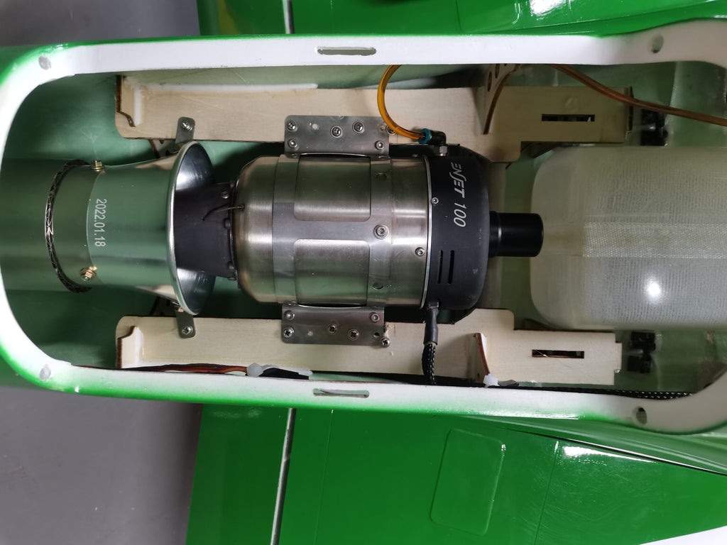 » Pilot rc Bae hawk 1.8m (70.9′′) 02 white retract version