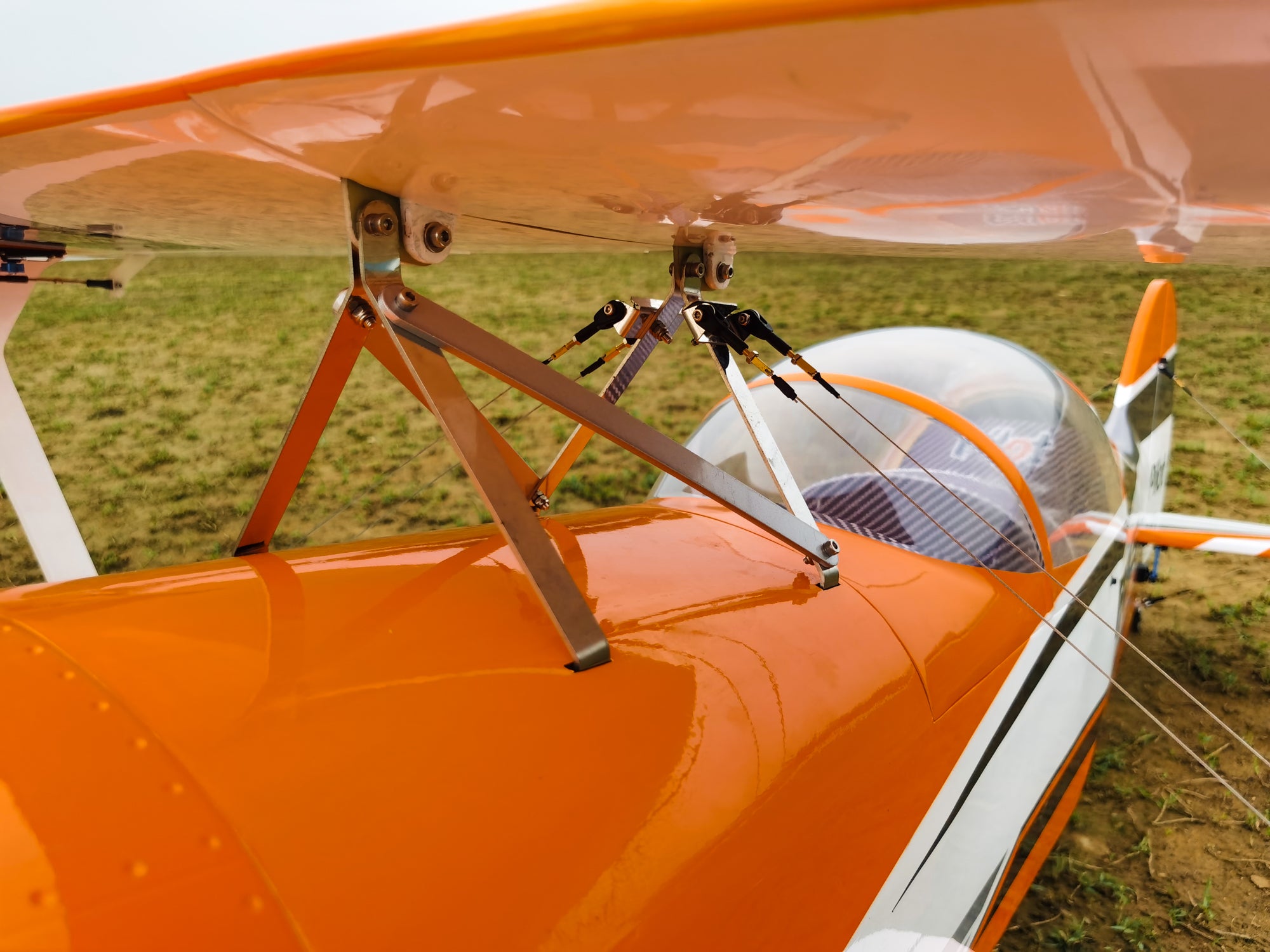 Pilot rc Pitts S2B 87" 01 orange/white