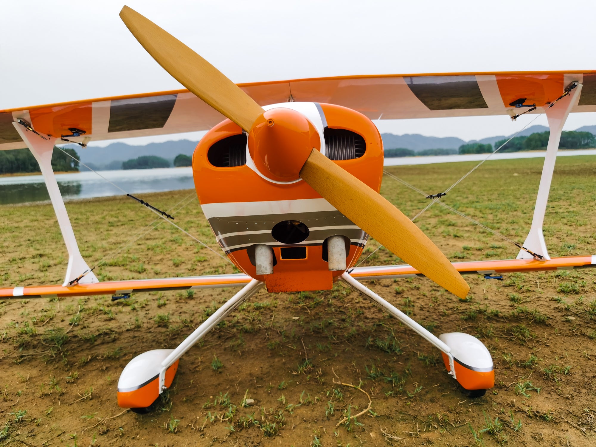 Pilot rc Pitts S2B 87" 01 orange/white