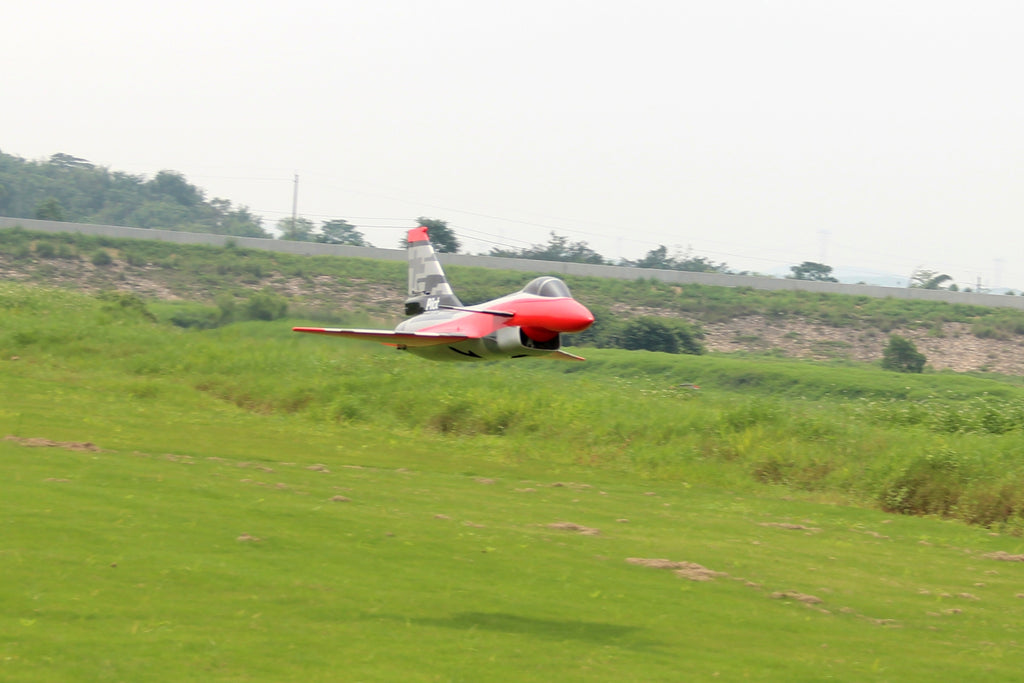 Pilot rc J10-B 2.2m Jet 06 retracts,air trap,tail pipe.