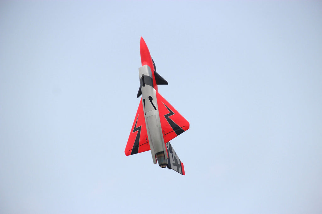 Pilot rc J10-B 2.2m Jet 06 retracts,air trap,tail pipe.