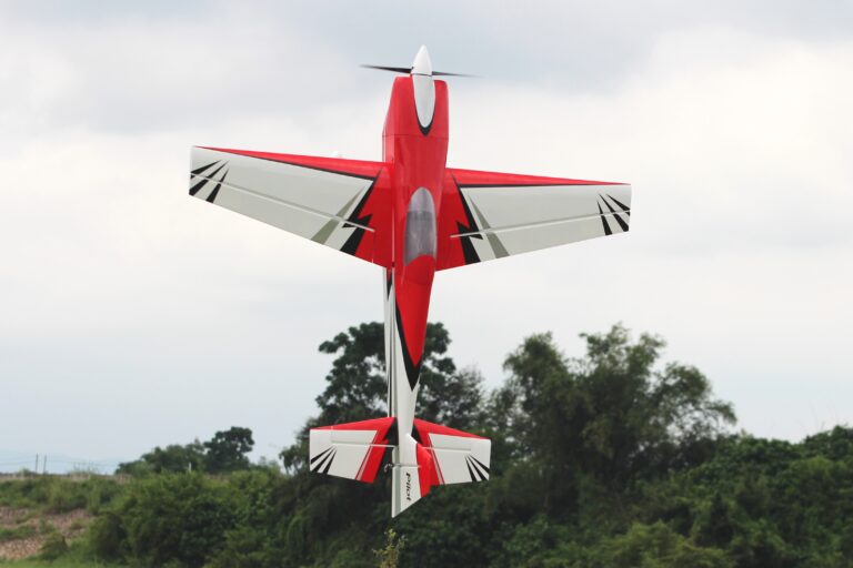 Pilot rc Edge 540V3 01 red 75" 1.90m