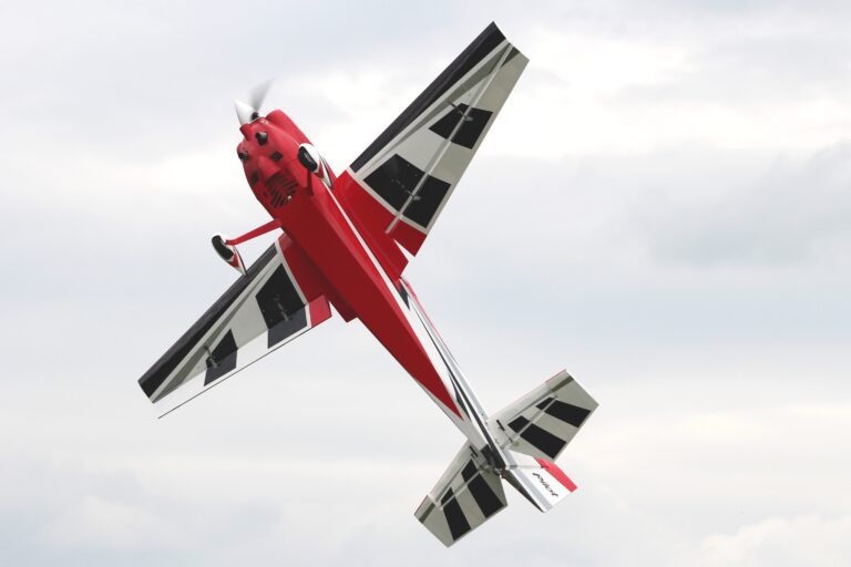 Pilot rc Edge 540V3 01 red 75" 1.90m