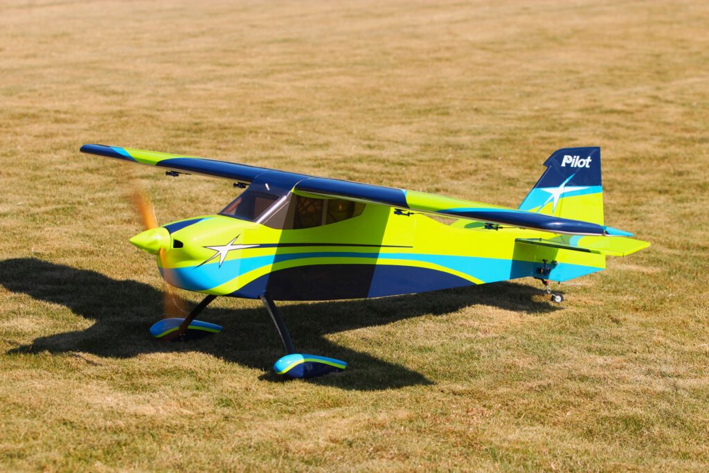 Pilot rc Skywolf V2 04 green/blue 67" 1.70m