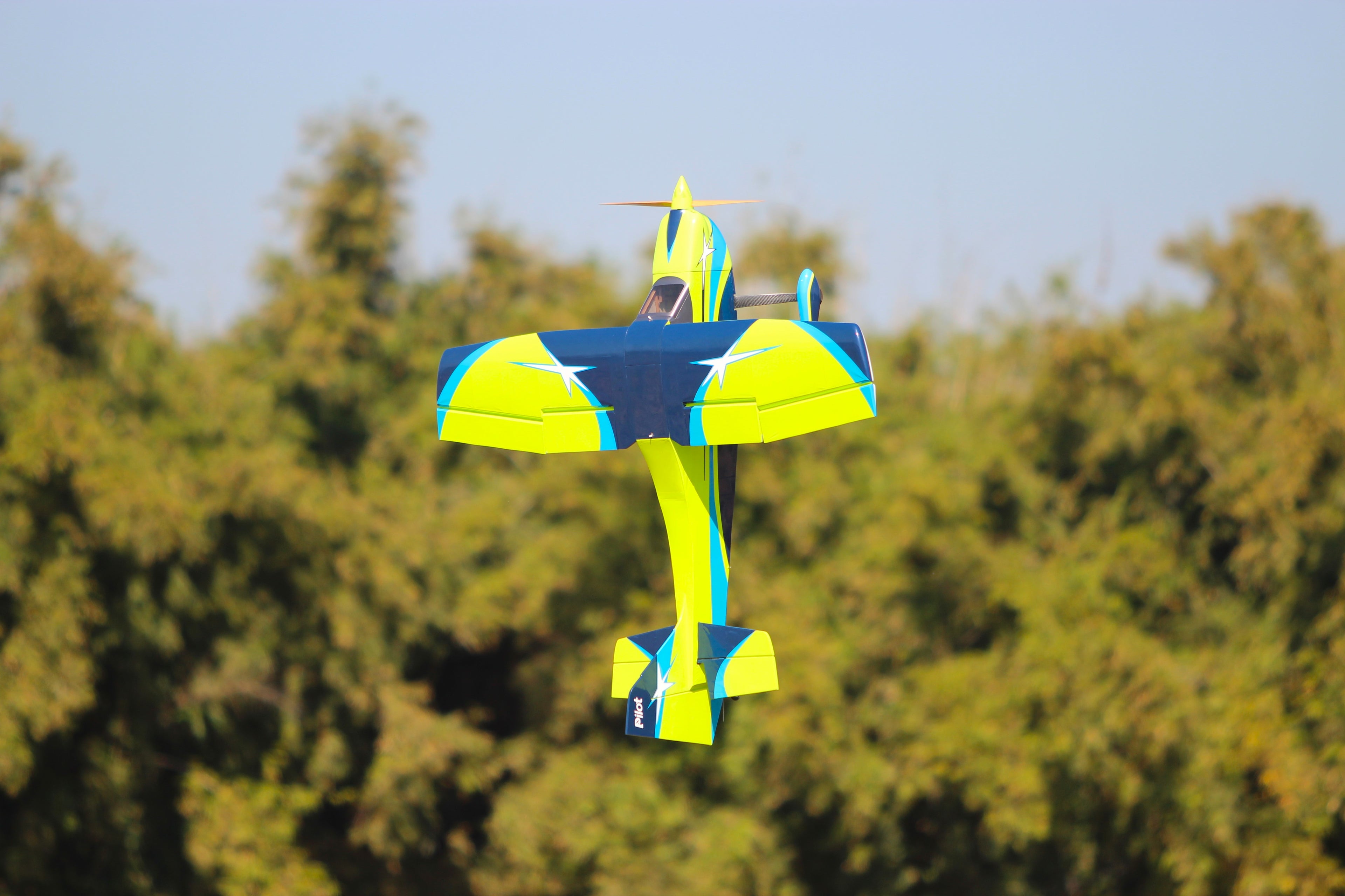 Pilot rc Skywolf V2 04 green/blue 67" 1.70m