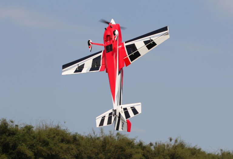 Pilot rc Edge 540V3 01 red 75" 1.90m