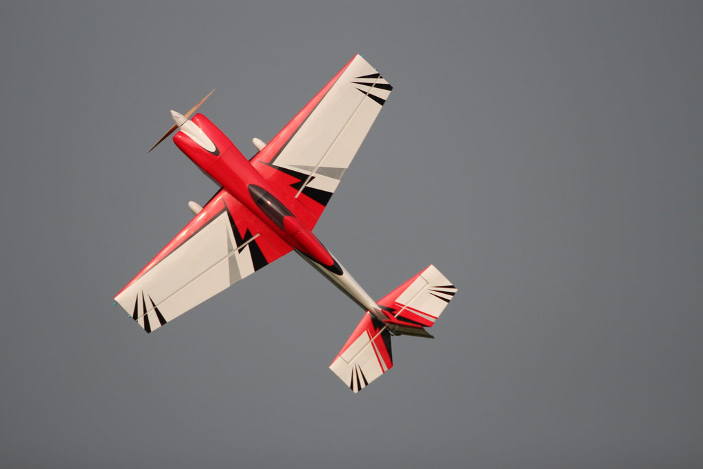 Pilot rc Edge 540V3 01 red 67" 1.70m