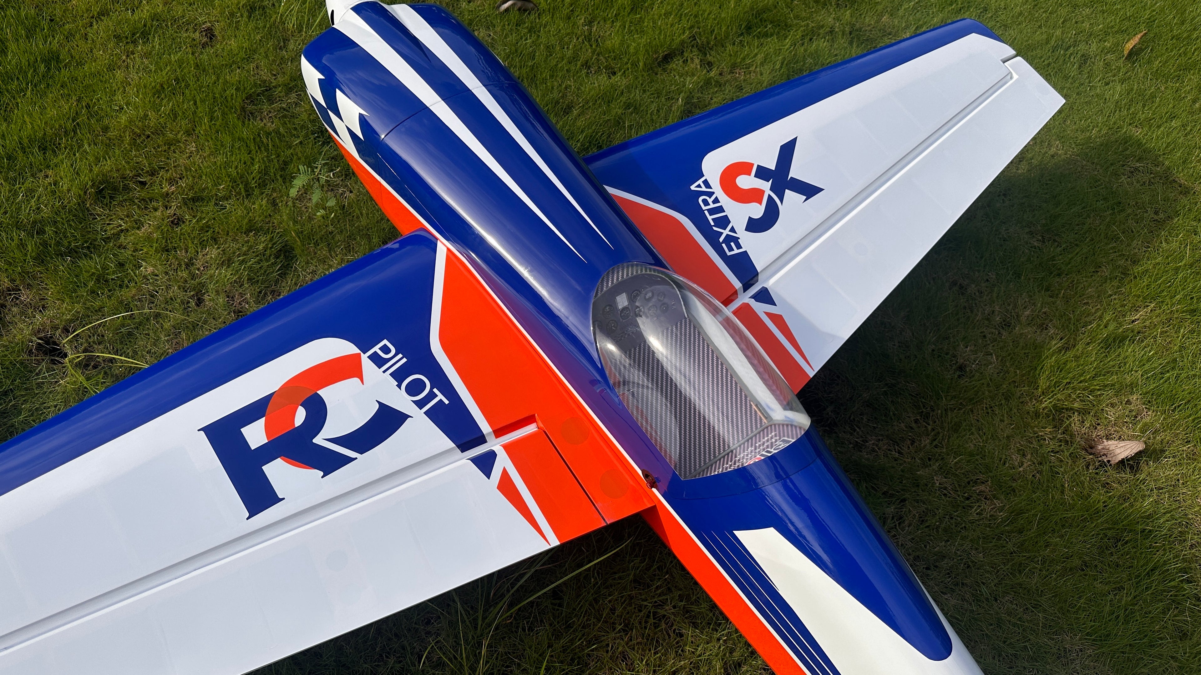 Pilot rc Extra 330SX 02 orange /blue/white 103" 2.64m