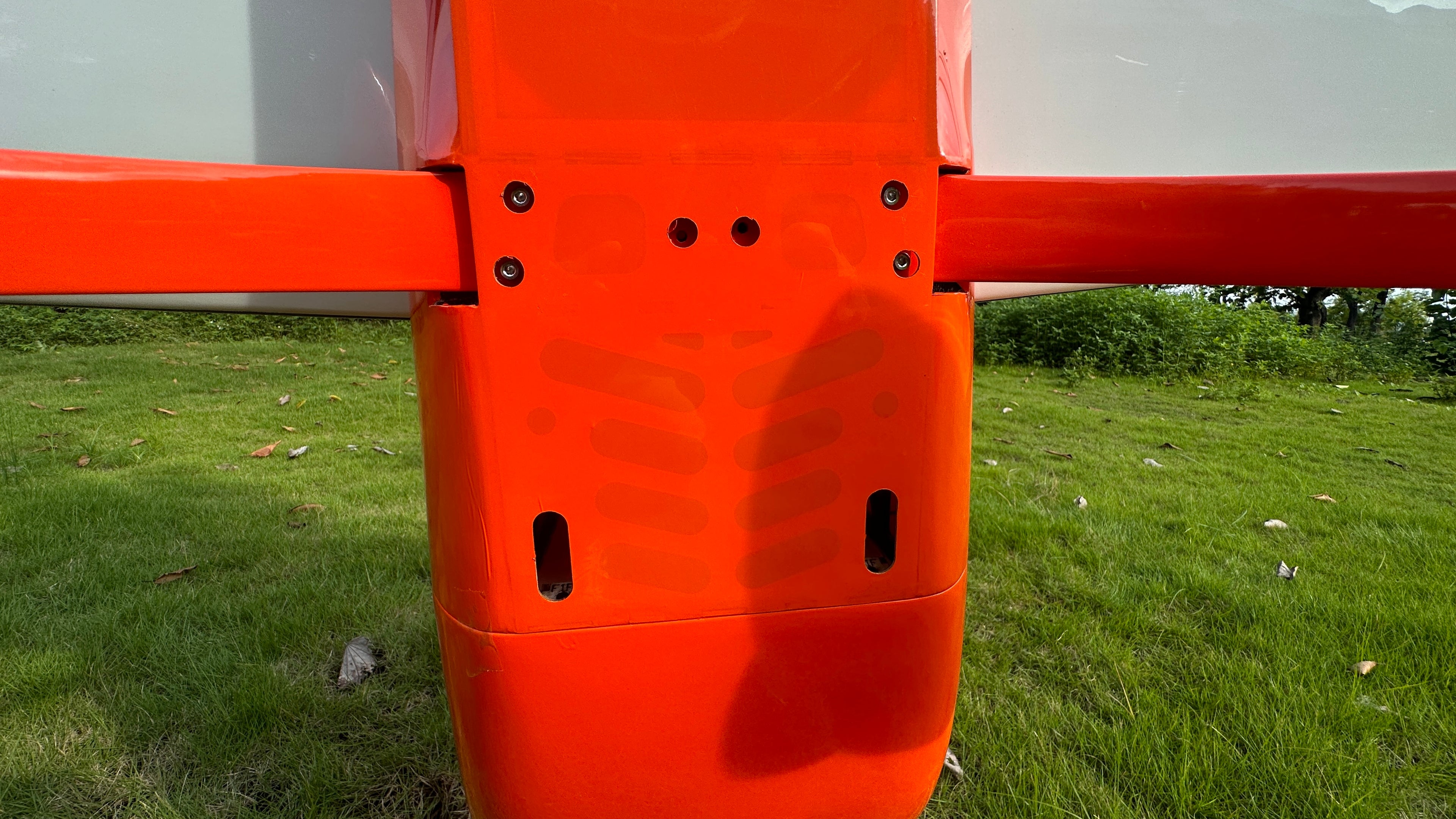 Pilot rc Extra 330SX 02 orange /blue/white 103" 2.64m