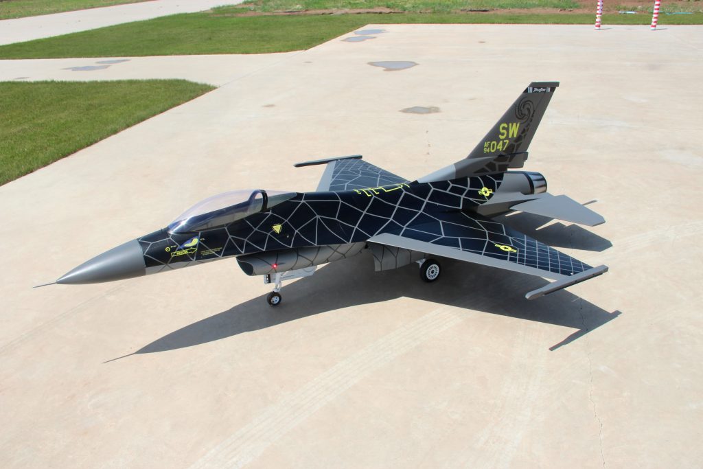 Pilot rc 1/5 F16 3.06m incl retracts 01