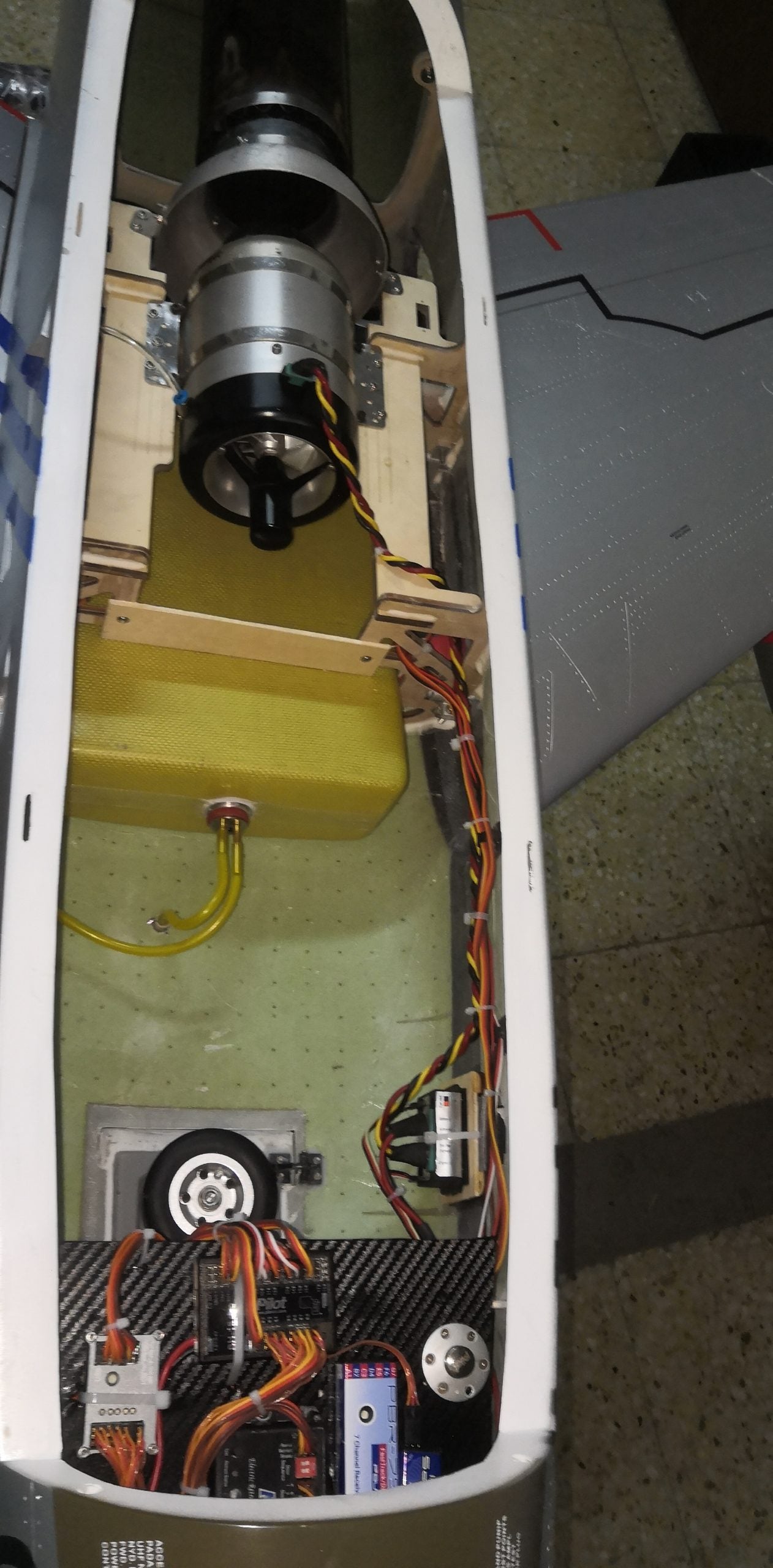 Pilot rc 2.2m F-86D Sabre with tail pipe, UAT, Kevlar fuel tank