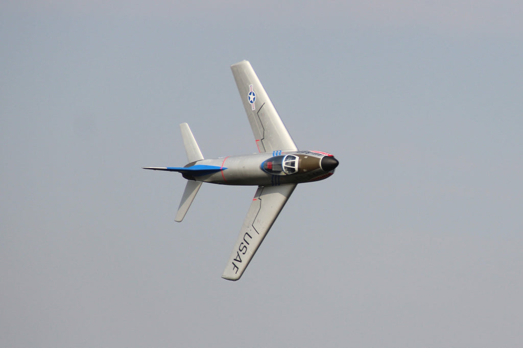 Pilot rc 2.2m F-86D Sabre with tail pipe, UAT, Kevlar fuel tank