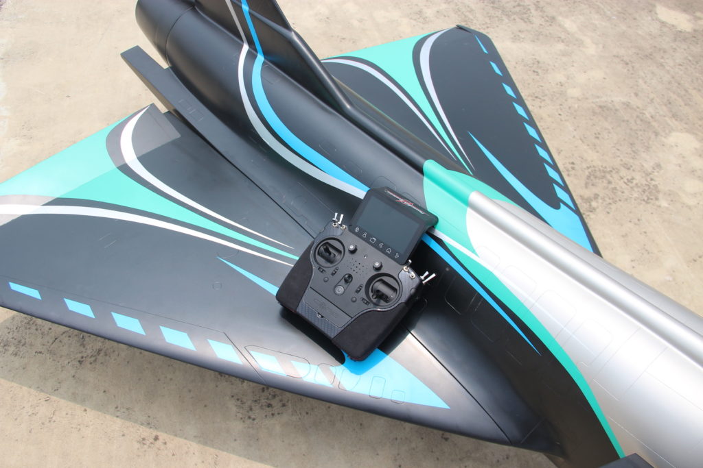 Pilot rc J10-B 2.84m Jet 03 retracts,air trap,tail pipe.