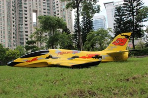 Pilot rc 2.2m Predator sport jet Yellow/Orange/Black 